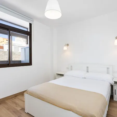 Home2book Spacious With Private Parking *