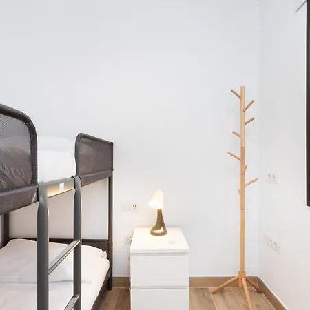 Home2book Spacious With Private Parking